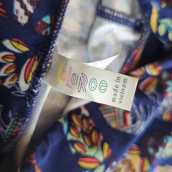 LuLaRoe leggings - Picture 3 of 4